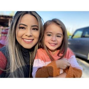 Meet your Posher, Daniela